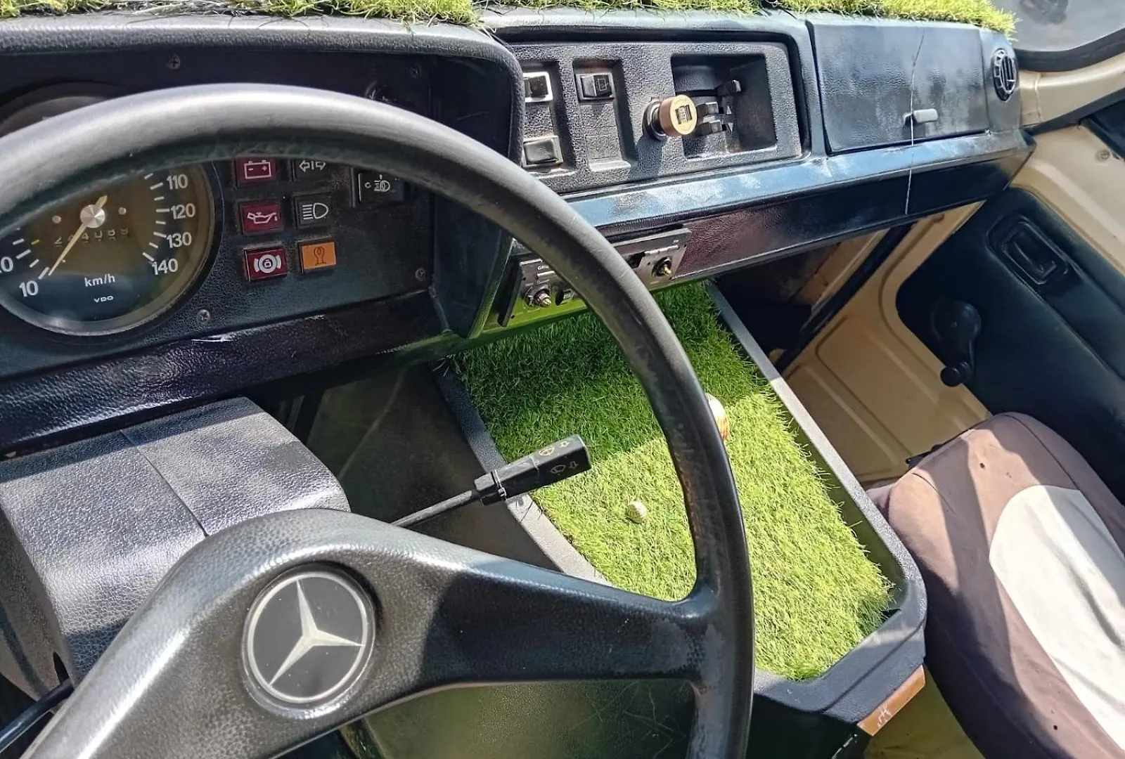 Tenerife Van Mercedes For Drive In Canary Island Адехе 0*,  Испания